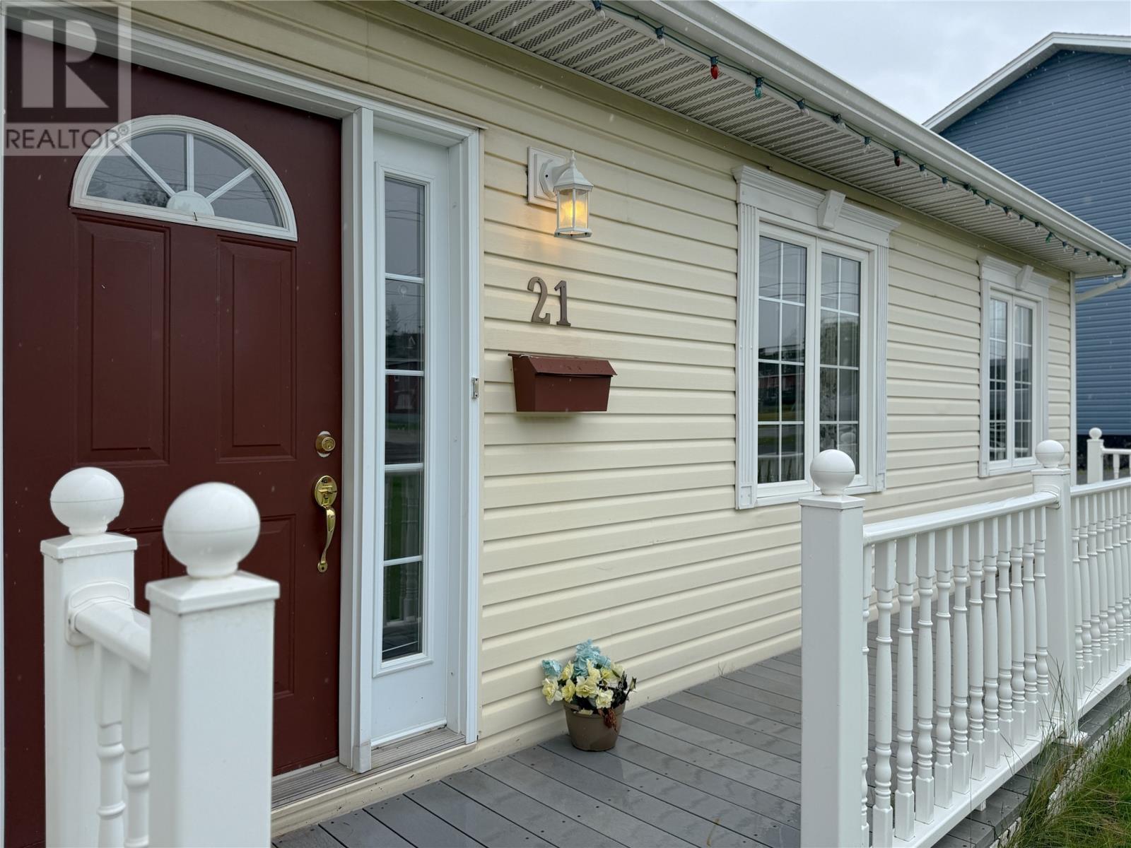 21 St. Marks Avenue, Corner Brook — photo 2