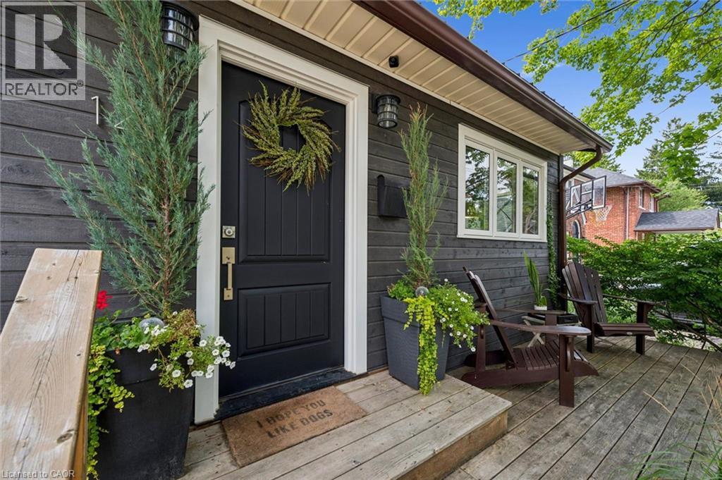 121 Belmont Avenue, Waterloo, Ontario  N2L 2A8 - Photo 4 - 40856270