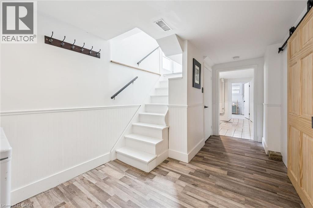 121 Belmont Avenue, Waterloo, Ontario  N2L 2A8 - Photo 30 - 40856270