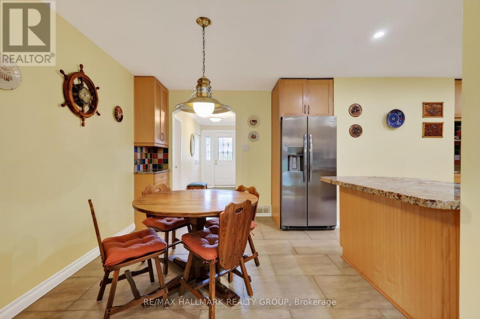 2692 Colman Street, Ottawa, Ontario  K1V 8J9 - Photo 8 - X13686270