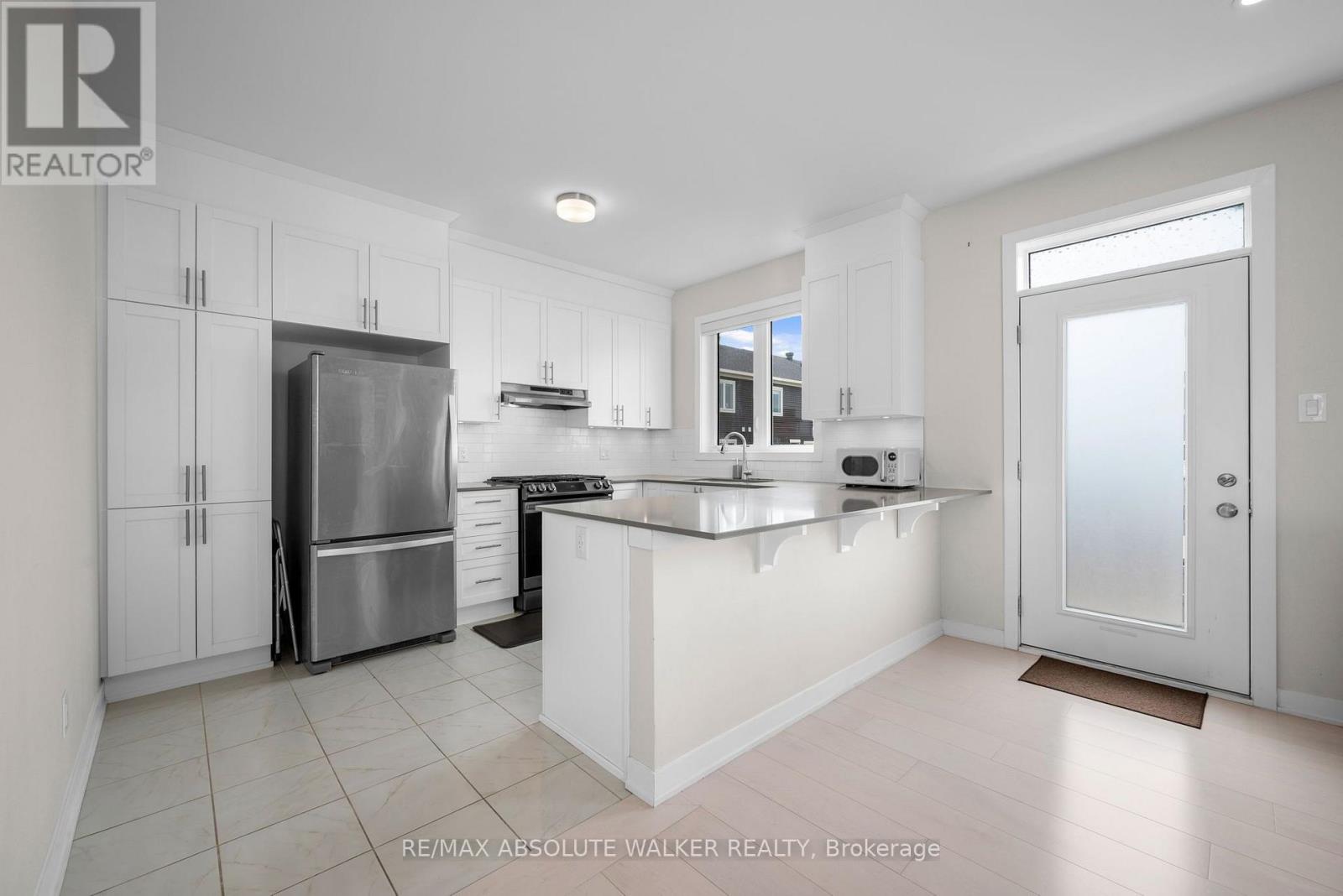 4114 Obsidian Street, Ottawa, Ontario  K2J 6X9 - Photo 8 - X13686494