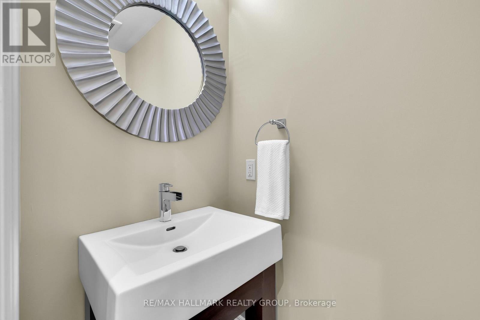 376 Winona Avenue, Ottawa, Ontario  K1Z 5H7 - Photo 13 - X13686536