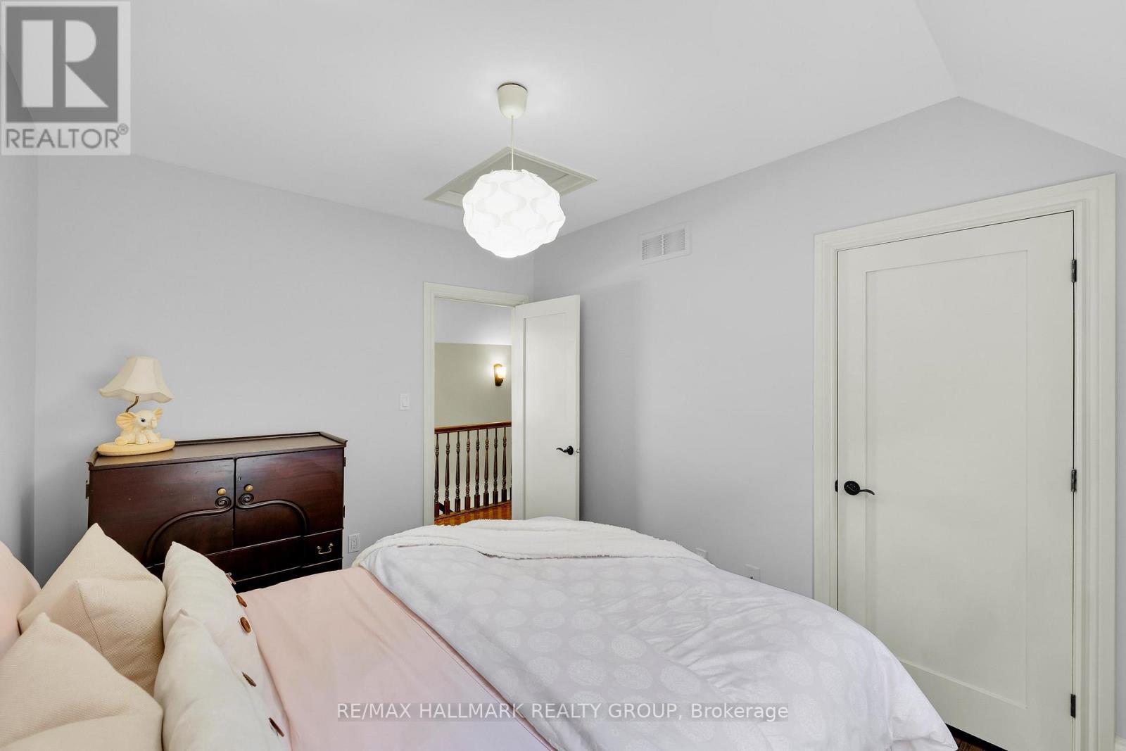 376 Winona Avenue, Ottawa, Ontario  K1Z 5H7 - Photo 19 - X13686536