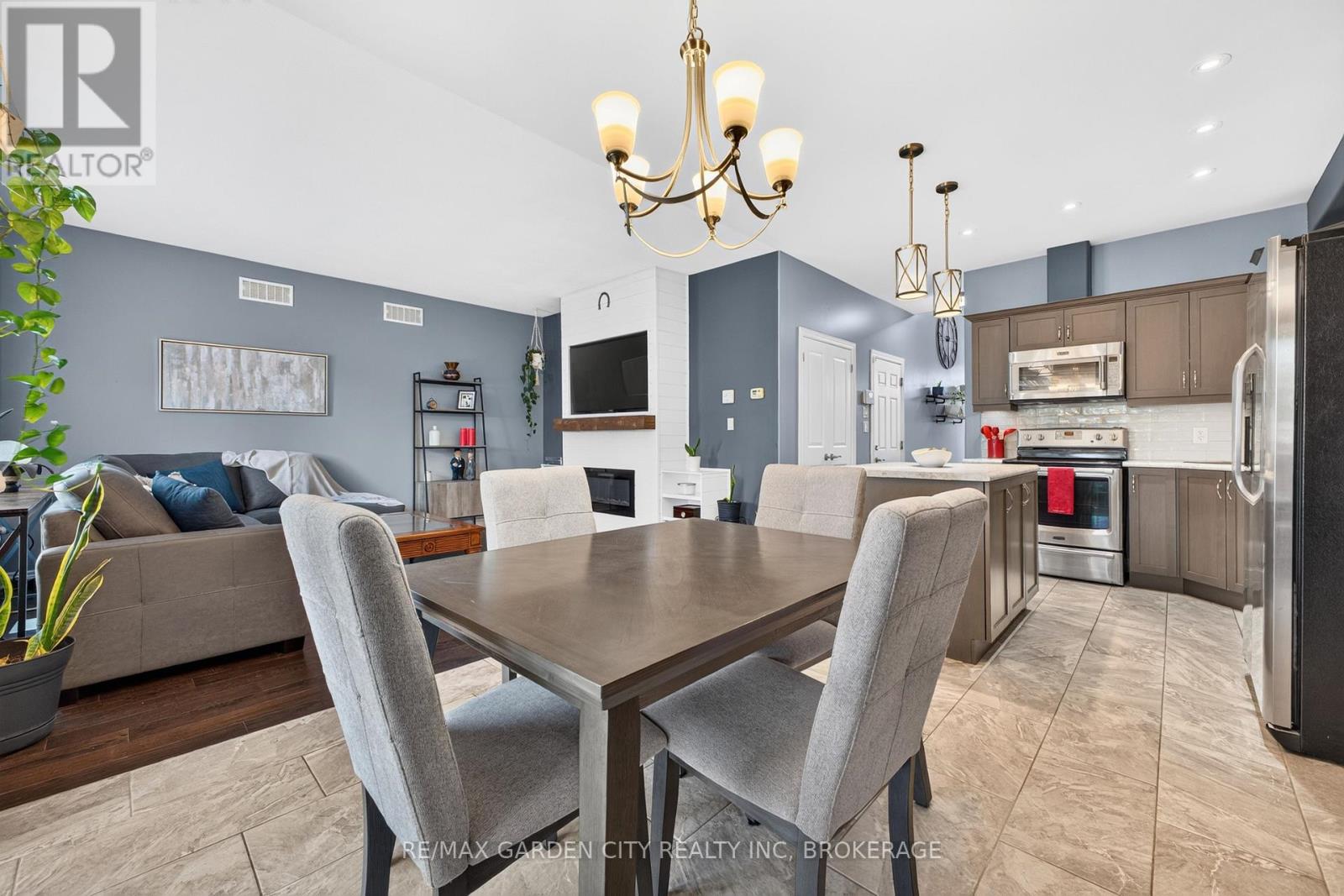 6569 Frederica Street, Niagara Falls, Ontario  L2G 1E1 - Photo 12 - X13686438