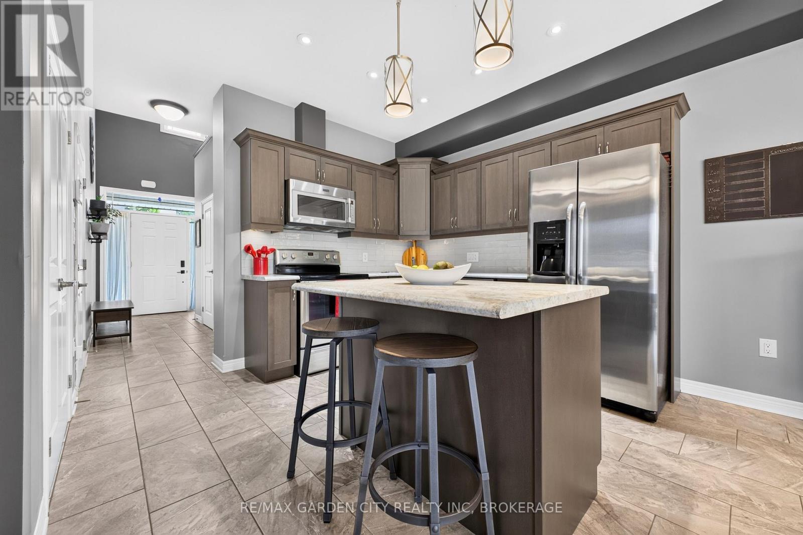 6569 Frederica Street, Niagara Falls, Ontario  L2G 1E1 - Photo 6 - X13686438