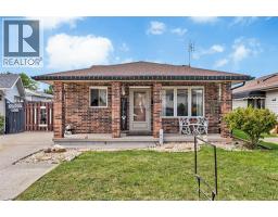 3269 CANDLEWOOD CRESCENT, Windsor, Ontario