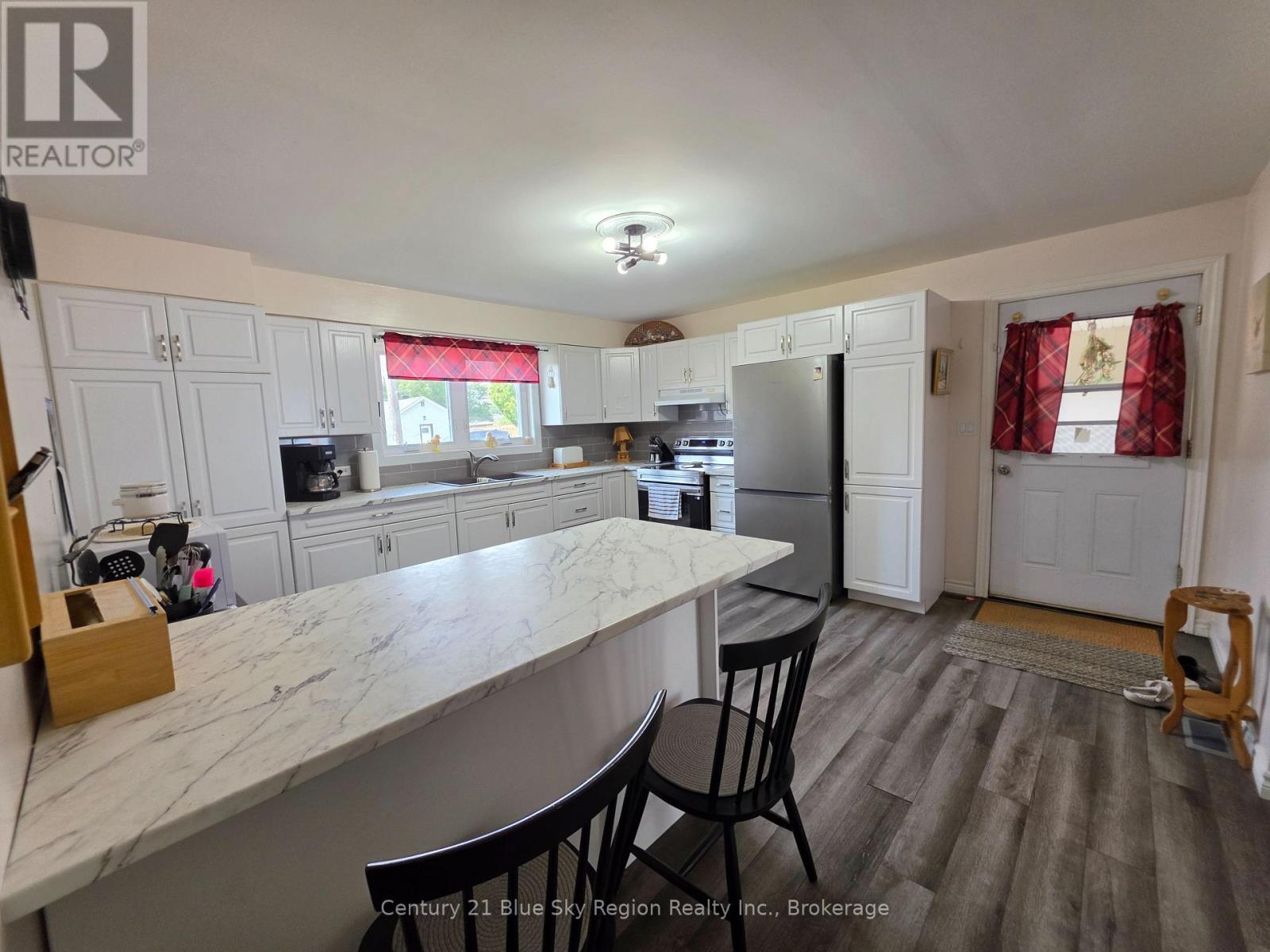 240 Cache Bay Road, West Nipissing, Ontario  P2B 3H7 - Photo 3 - X13686448
