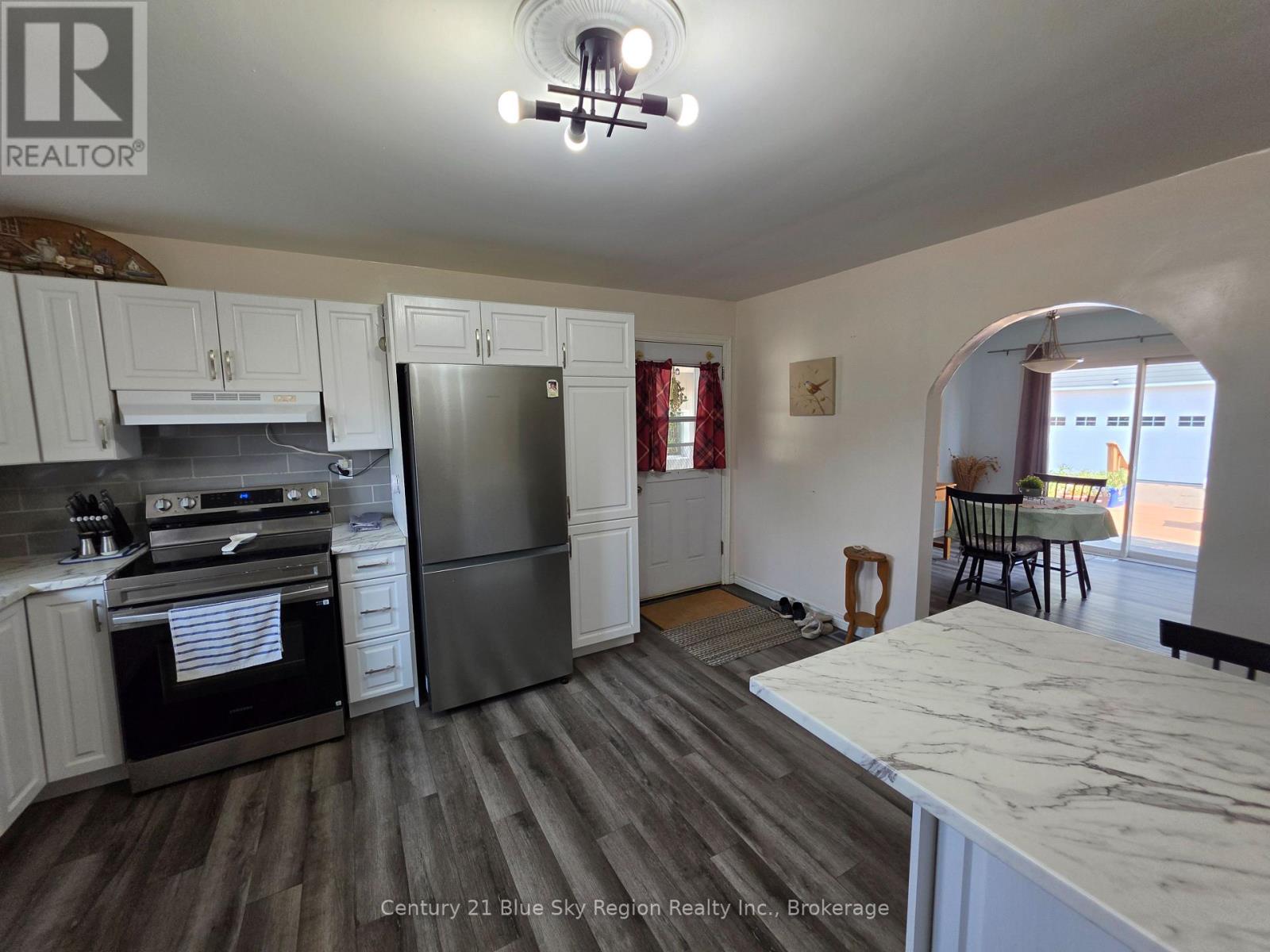 240 Cache Bay Road, West Nipissing, Ontario  P2B 3H7 - Photo 6 - X13686448