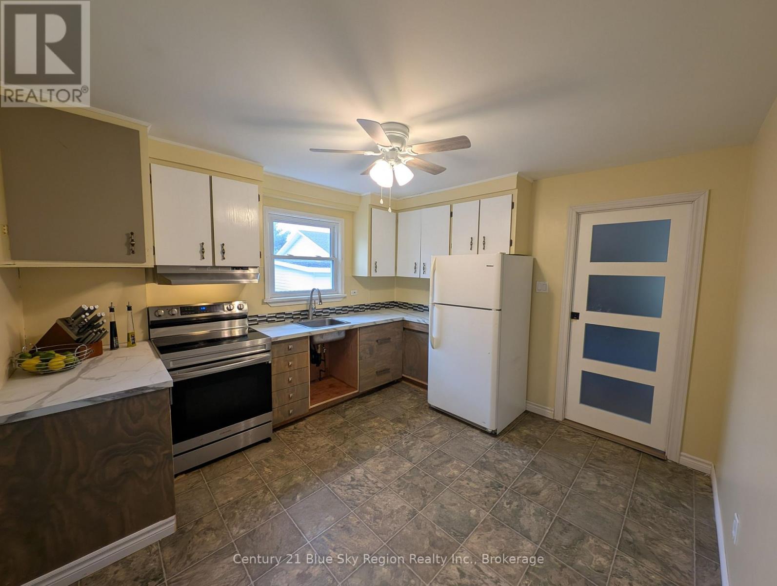 270 Belanger Street, West Nipissing, Ontario  P2B 3B9 - Photo 2 - X13686530