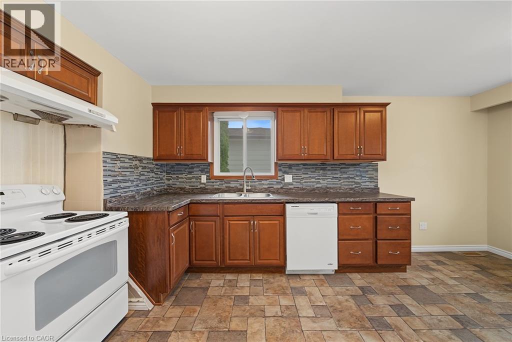 59 Aterno Drive Unit# Main, Hamilton, Ontario  L9C 5S4 - Photo 9 - 40856340
