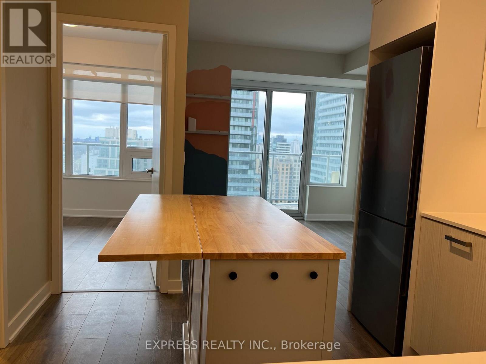 2306 - 195 Redpath Avenue, Toronto, Ontario  M4P 0E4 - Photo 2 - C13686246