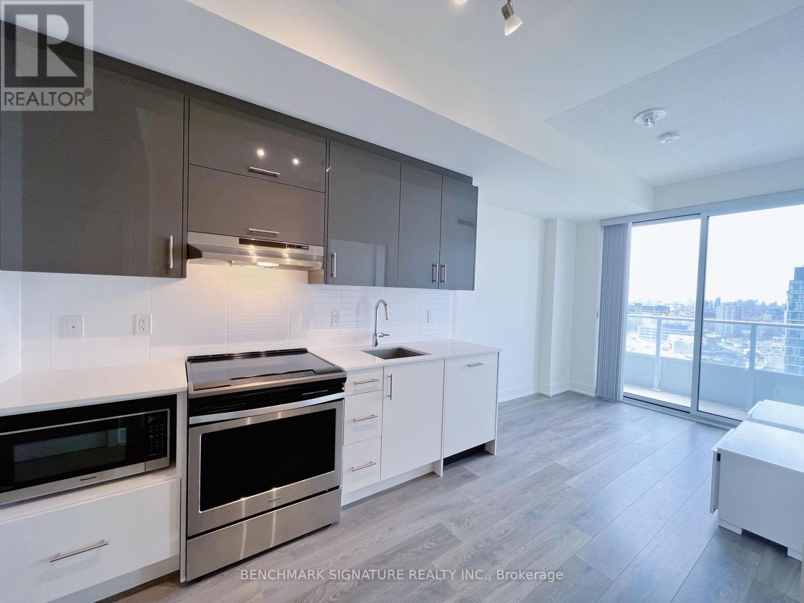 1805 - 180 FAIRVIEW MALL DRIVE, Toronto, Ontario