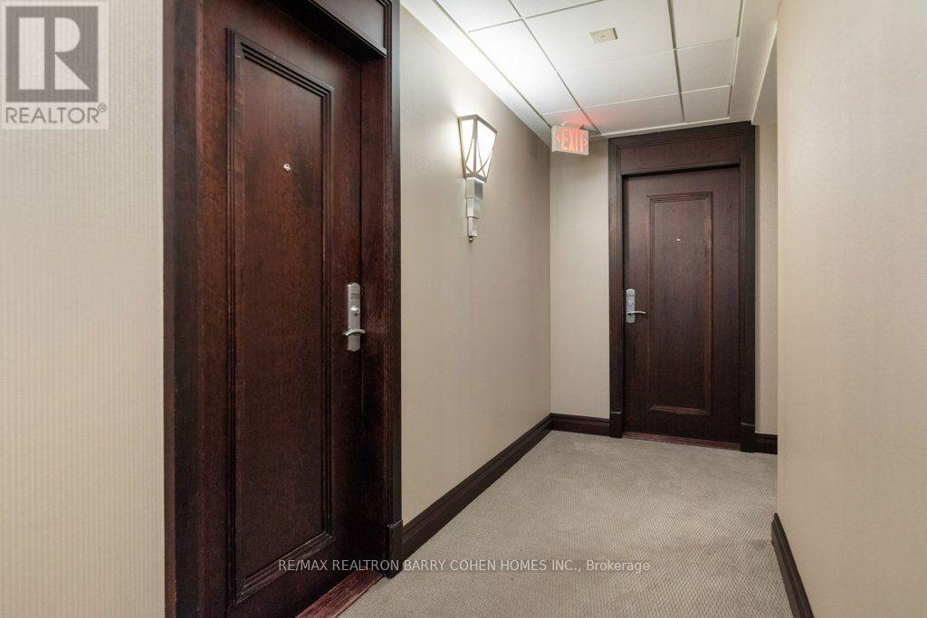 2703 - 35 Balmuto Street, Toronto, Ontario  M4W 3R1 - Photo 5 - C13686328