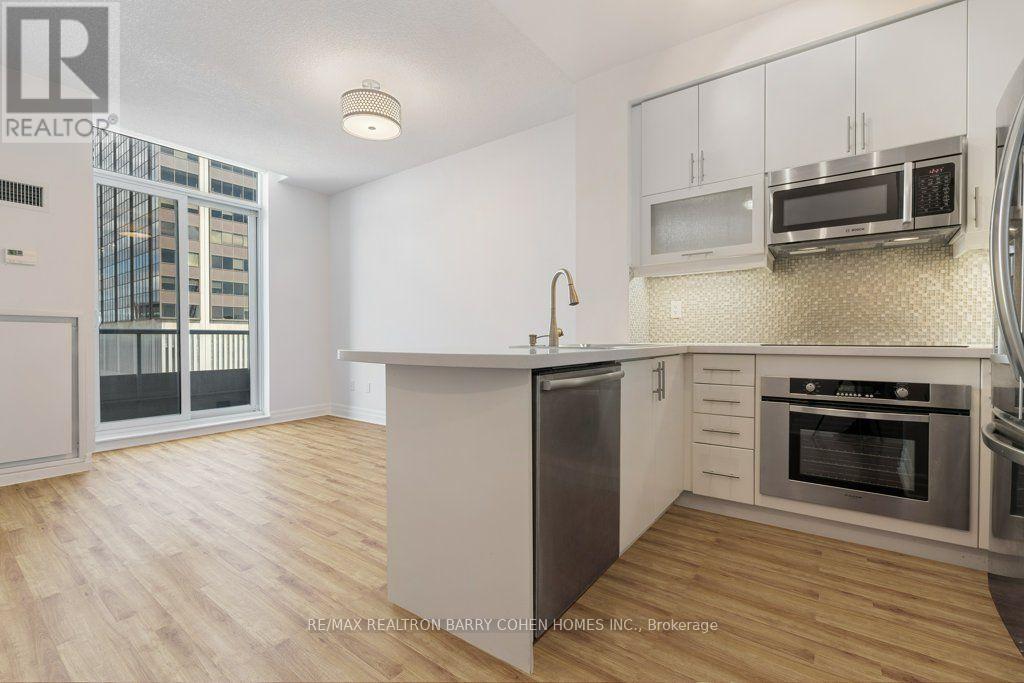 2703 - 35 Balmuto Street, Toronto, Ontario  M4W 3R1 - Photo 8 - C13686328
