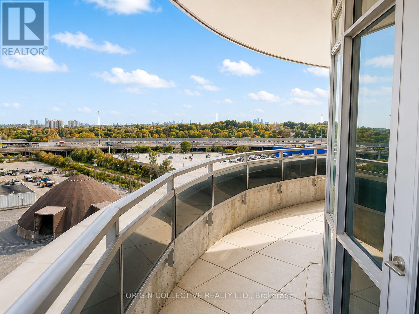 1016 - 2756 Old Leslie Street, Toronto, Ontario  M2K 0E2 - Photo 8 - C13686342