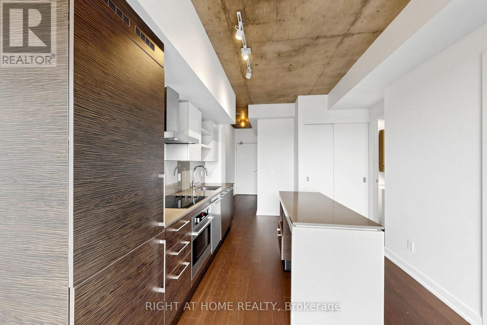 512 - 1030 King Street W, Toronto, Ontario  M6K 3N3 - Photo 3 - C13686474