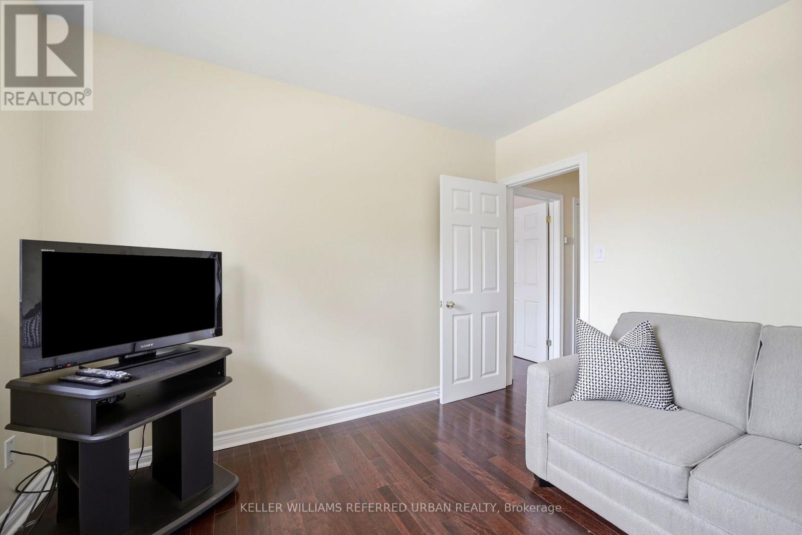 49 Santa Barbara Road, Toronto, Ontario  M2N 2C1 - Photo 14 - C13686528