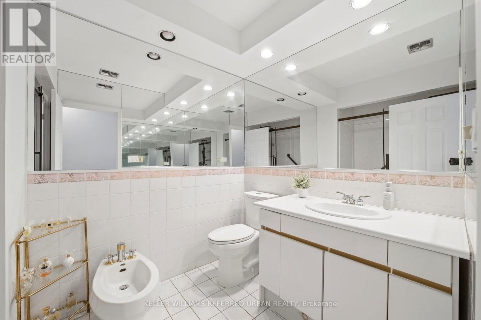 49 Santa Barbara Road, Toronto, Ontario  M2N 2C1 - Photo 22 - C13686528