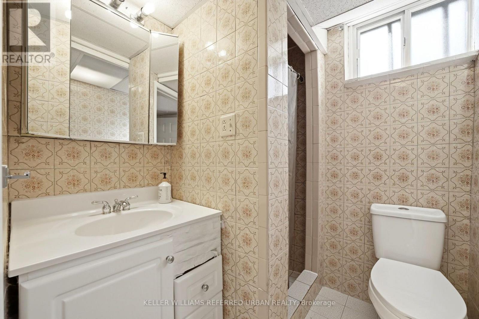 49 Santa Barbara Road, Toronto, Ontario  M2N 2C1 - Photo 34 - C13686528