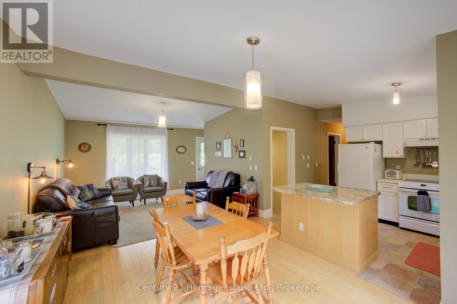 262845 Varney Road, West Grey, Ontario  N0G 1R0 - Photo 10 - X13686370