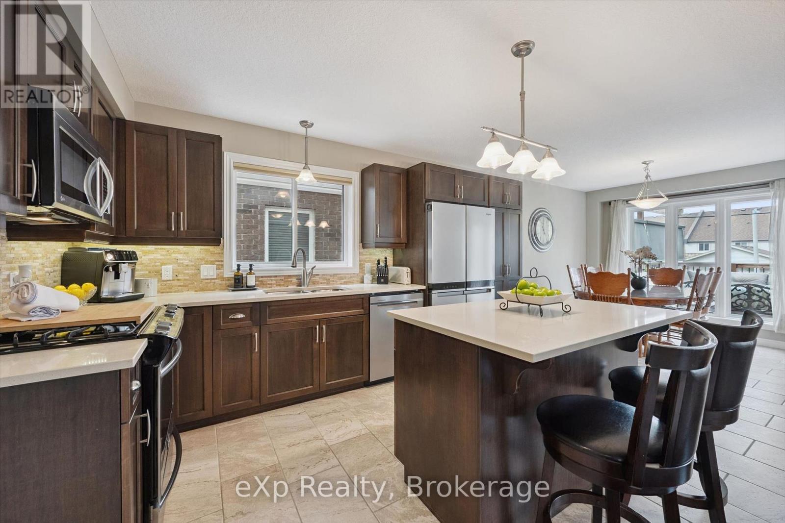 43 Goldenview Drive, Guelph, Ontario  N1E 0M5 - Photo 12 - X13686482