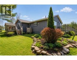 19 des Lauriers Road, Grand-Barachois, New Brunswick