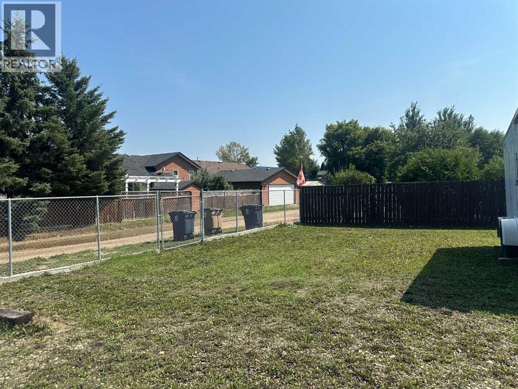 200 Upland Boulevard W, Brooks, Alberta  T1R 0R1 - Photo 34 - A2337316