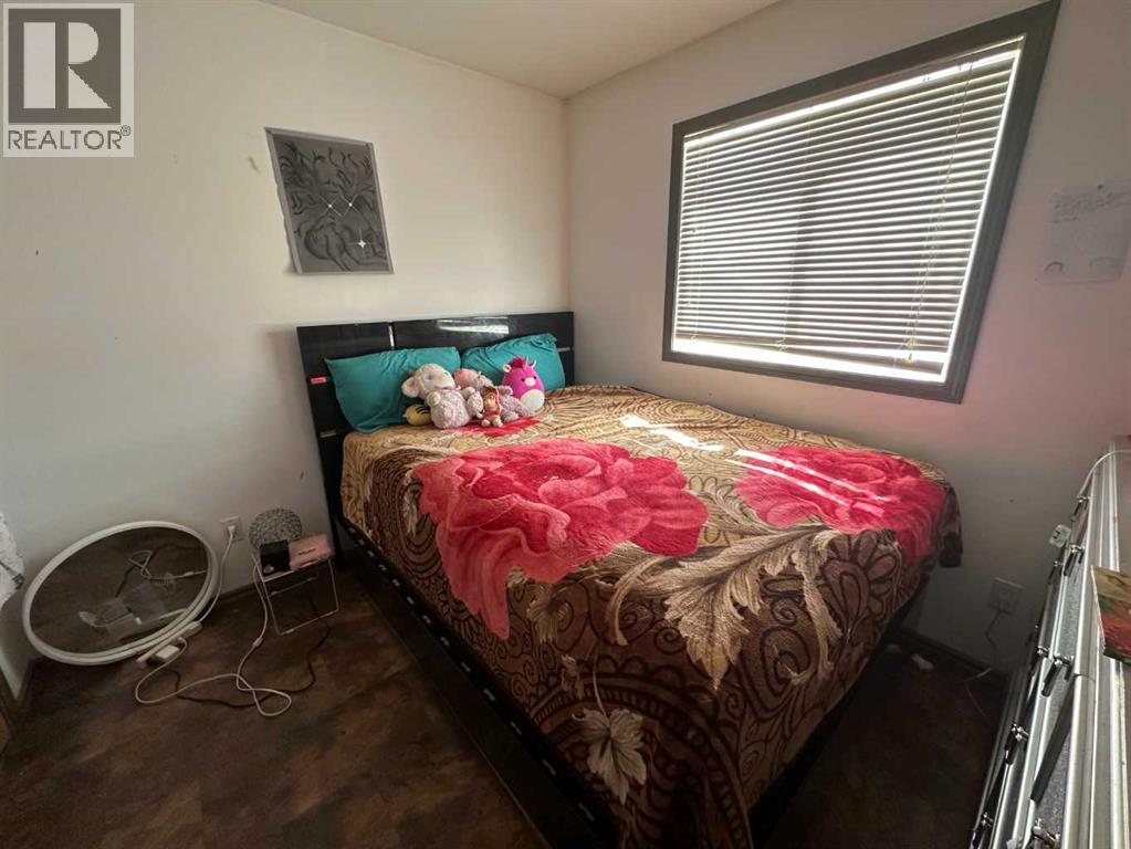 200 Upland Boulevard W, Brooks, Alberta  T1R 0R1 - Photo 21 - A2337316