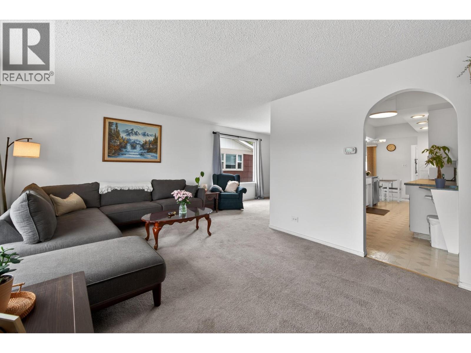 743 Douglas Street, Kamloops, British Columbia  V2C 3C7 - Photo 6 - 10387772