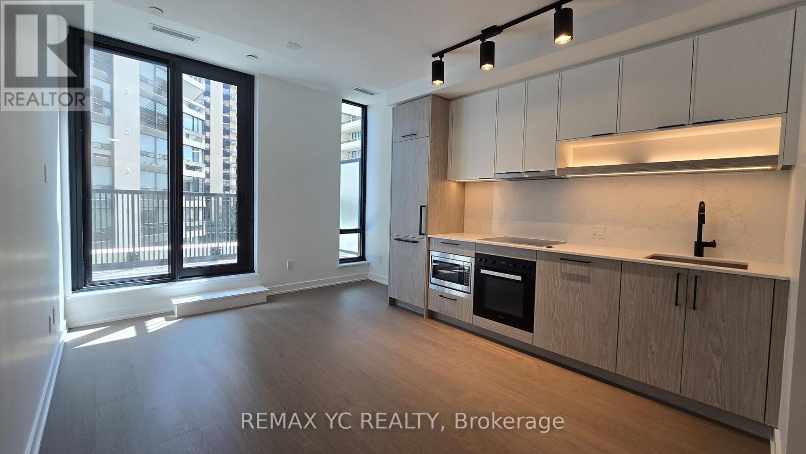 831 - 91 Montclair Avenue, Toronto, Ontario  M5P 0B1 - Photo 2 - C13668226