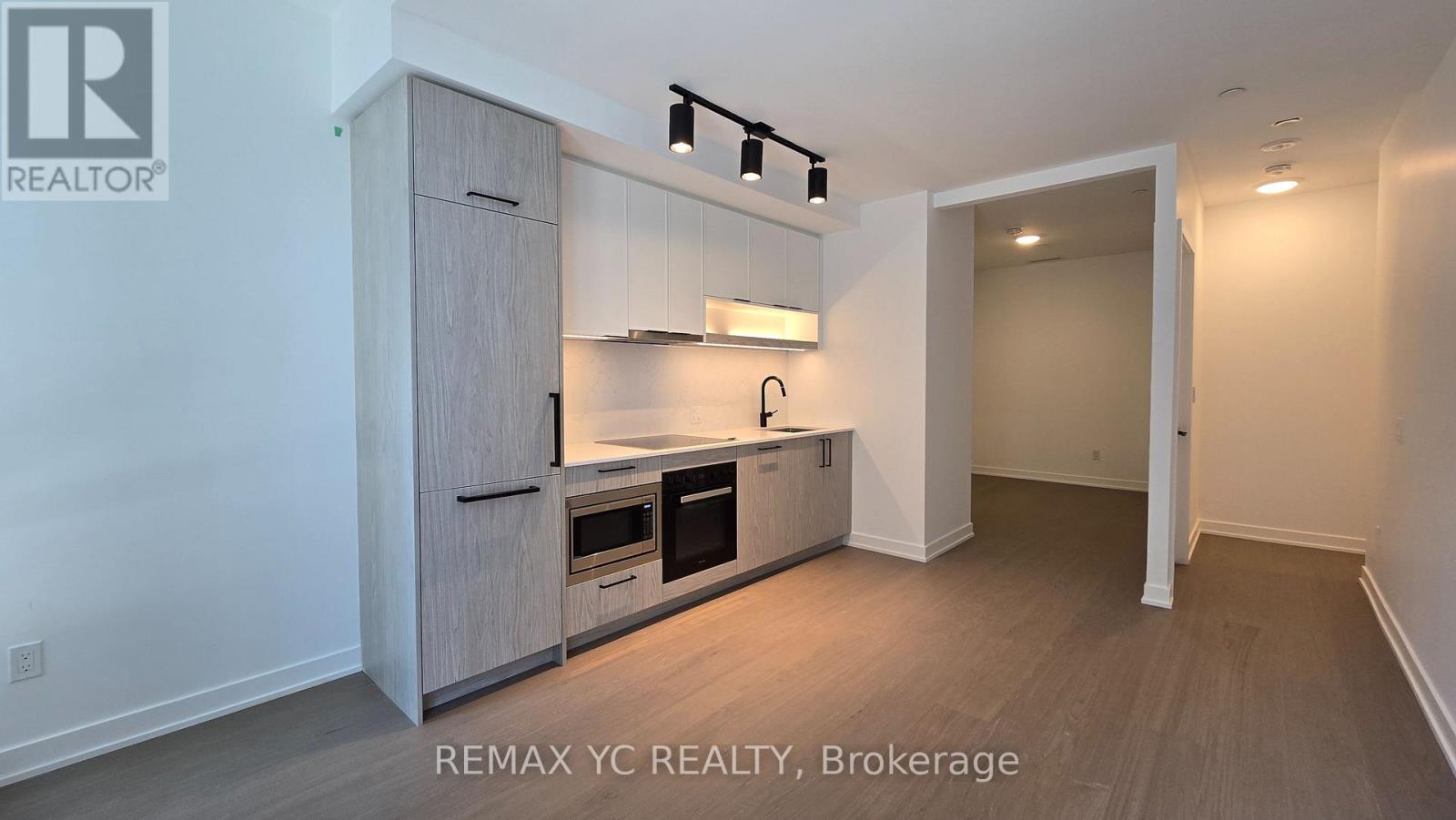 831 - 91 Montclair Avenue, Toronto, Ontario  M5P 0B1 - Photo 3 - C13668226