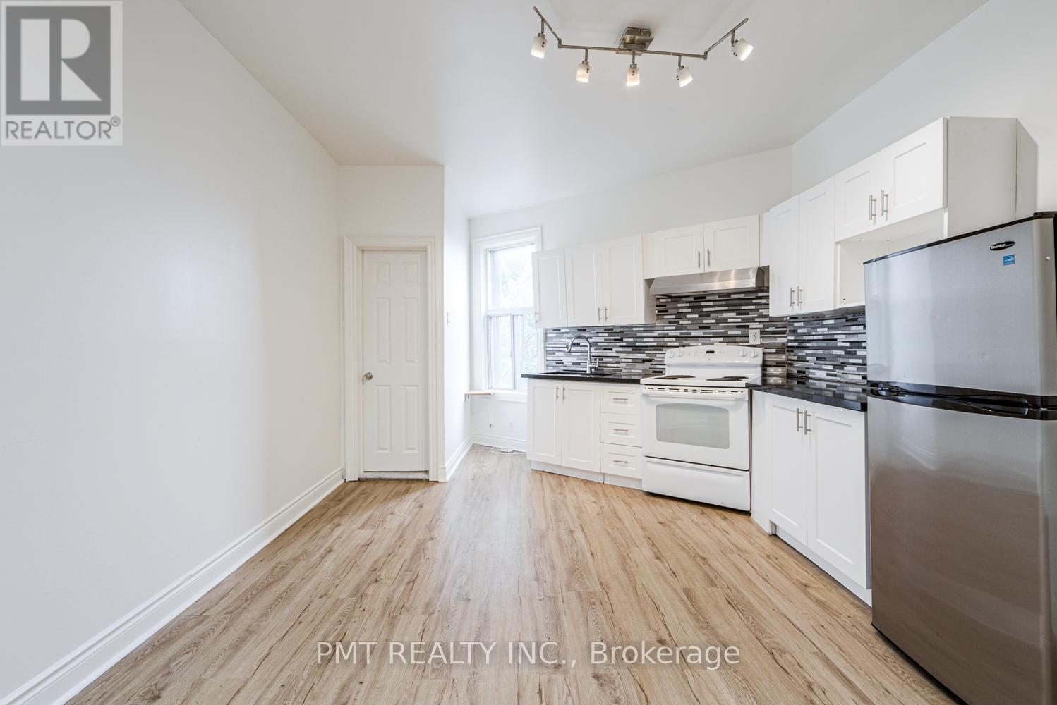 Upper - 2045 Davenport Road, Toronto, Ontario  M6N 1C5 - Photo 16 - W13481272