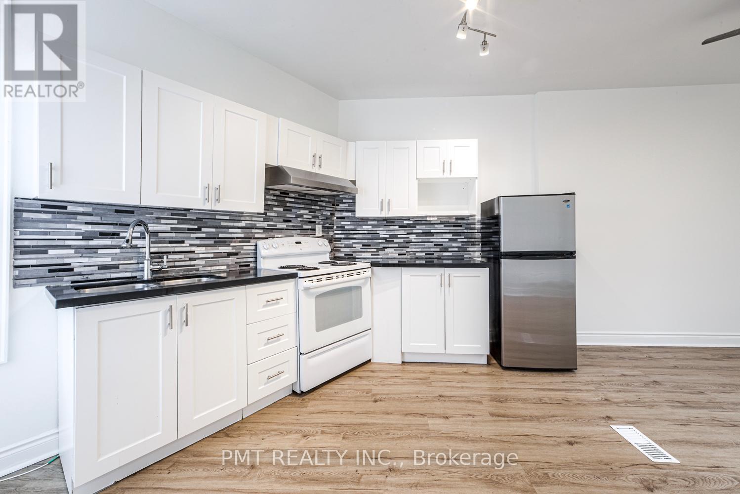 Upper - 2045 Davenport Road, Toronto, Ontario  M6N 1C5 - Photo 19 - W13481272