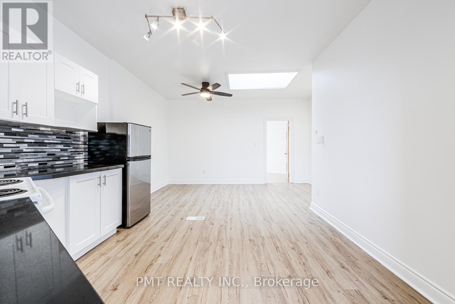 Upper - 2045 Davenport Road, Toronto, Ontario  M6N 1C5 - Photo 21 - W13481272