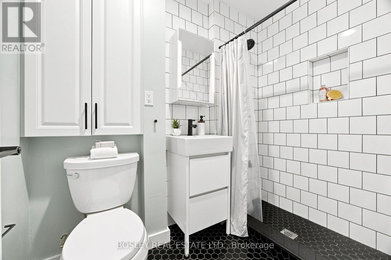 100 Springdale Boulevard, Toronto, Ontario  M4J 1W9 - Photo 27 - E13686248