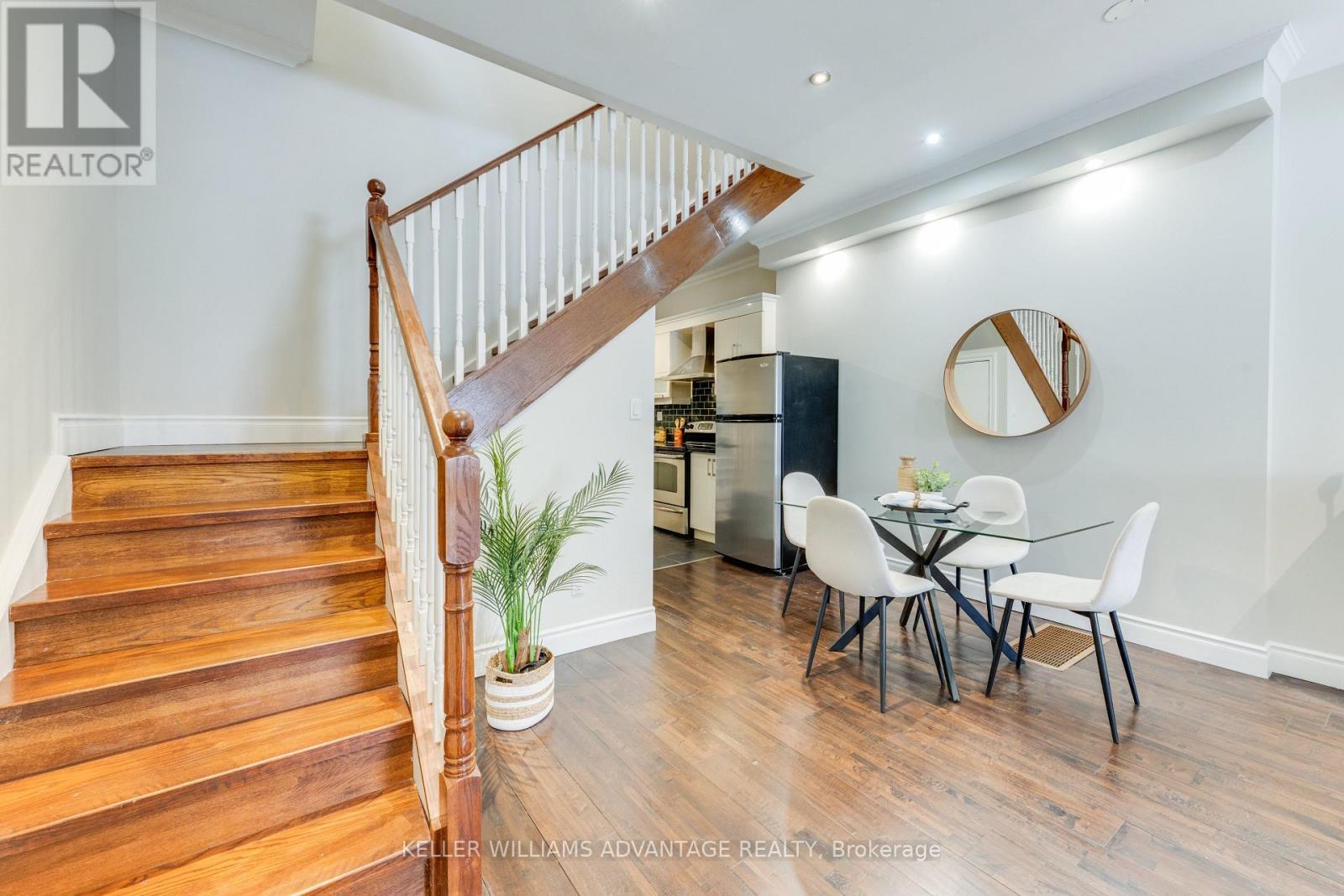 491 Jones Avenue, Toronto, Ontario  M4J 3G8 - Photo 14 - E13686414