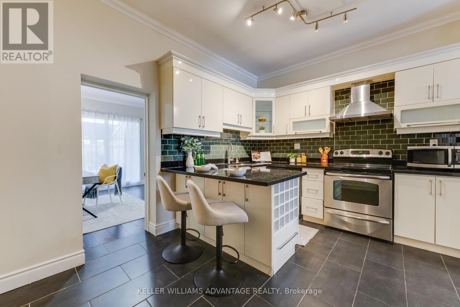 491 Jones Avenue, Toronto, Ontario  M4J 3G8 - Photo 18 - E13686414