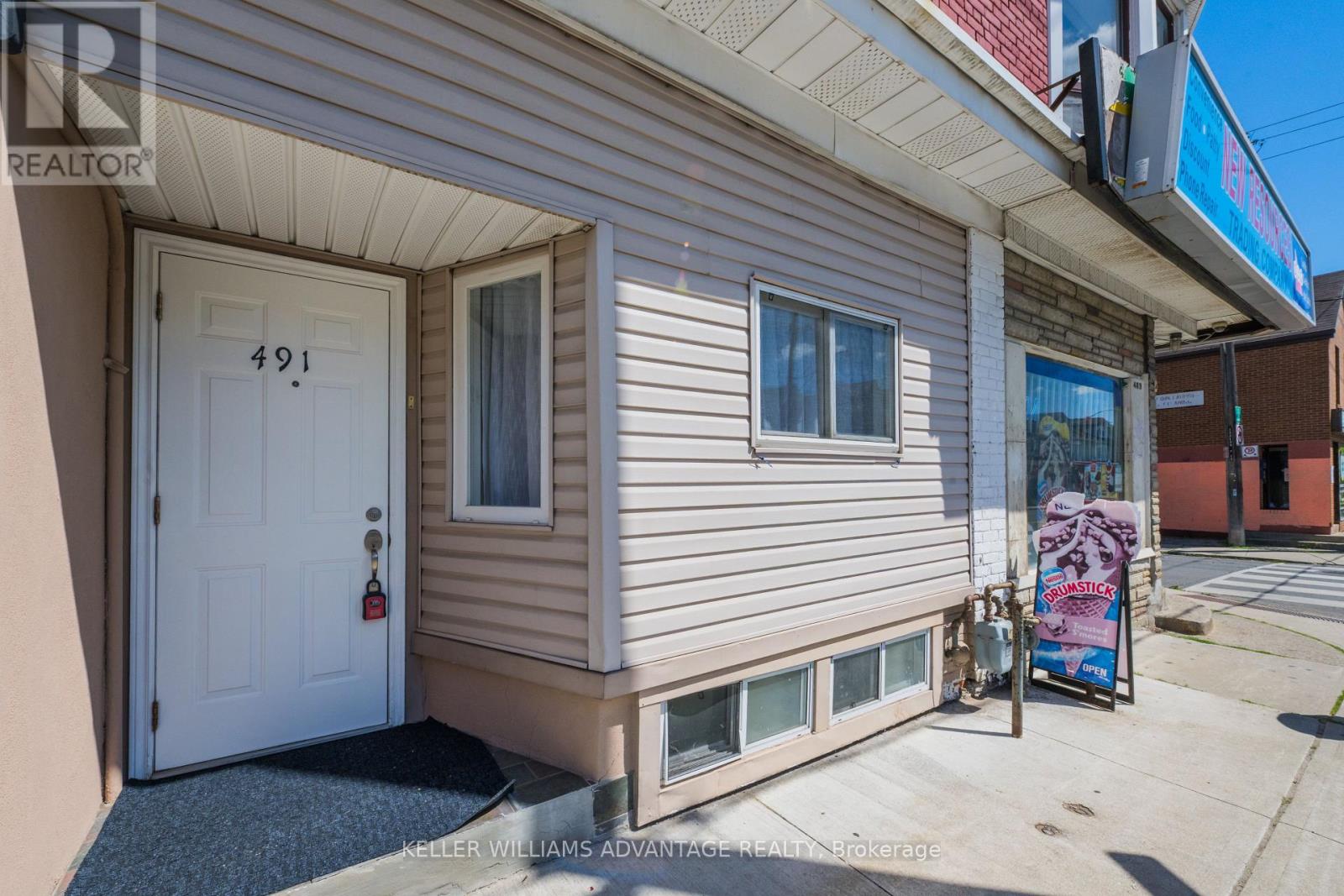 491 Jones Avenue, Toronto, Ontario  M4J 3G8 - Photo 2 - E13686414