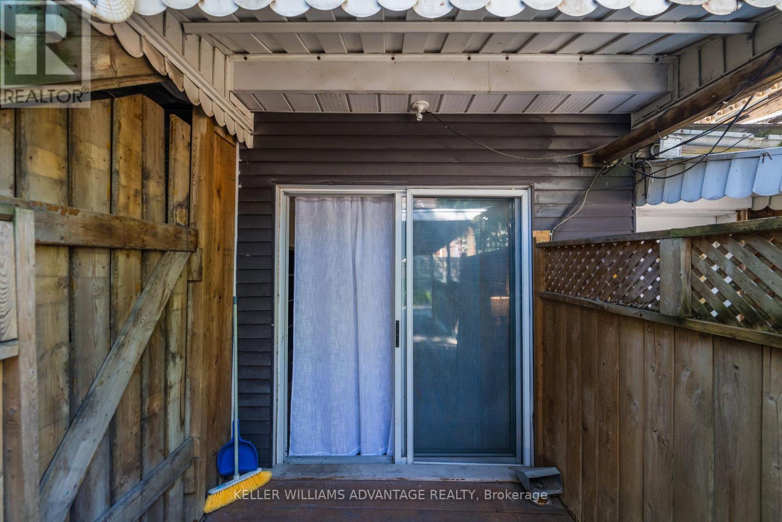 491 Jones Avenue, Toronto, Ontario  M4J 3G8 - Photo 48 - E13686414