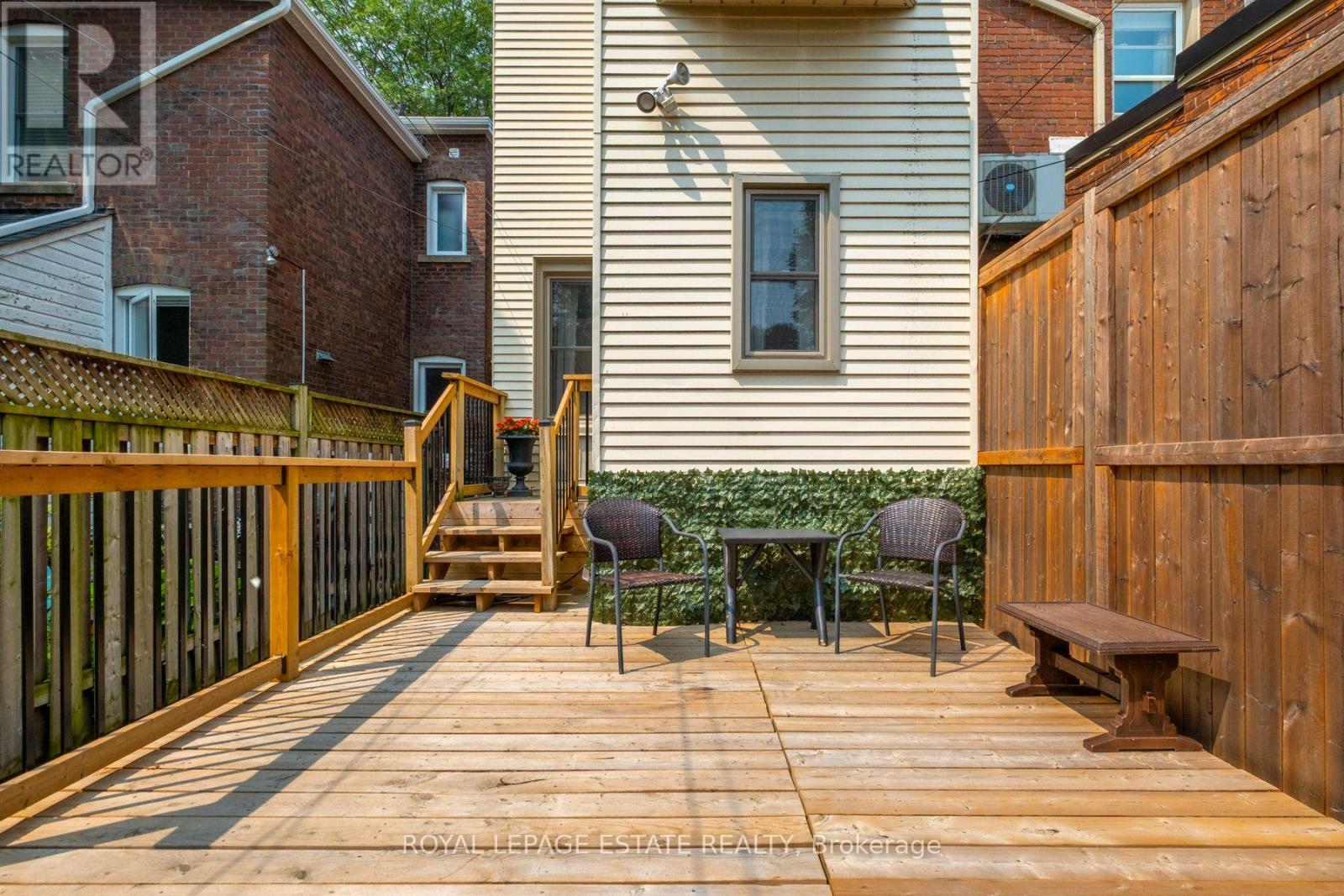 57 Herbert Avenue, Toronto, Ontario  M4L 3P8 - Photo 26 - E13686442