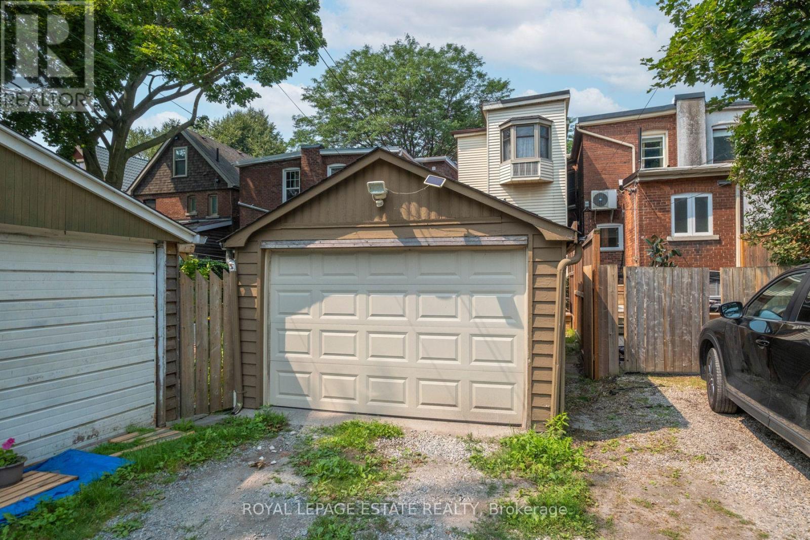 57 Herbert Avenue, Toronto, Ontario  M4L 3P8 - Photo 28 - E13686442