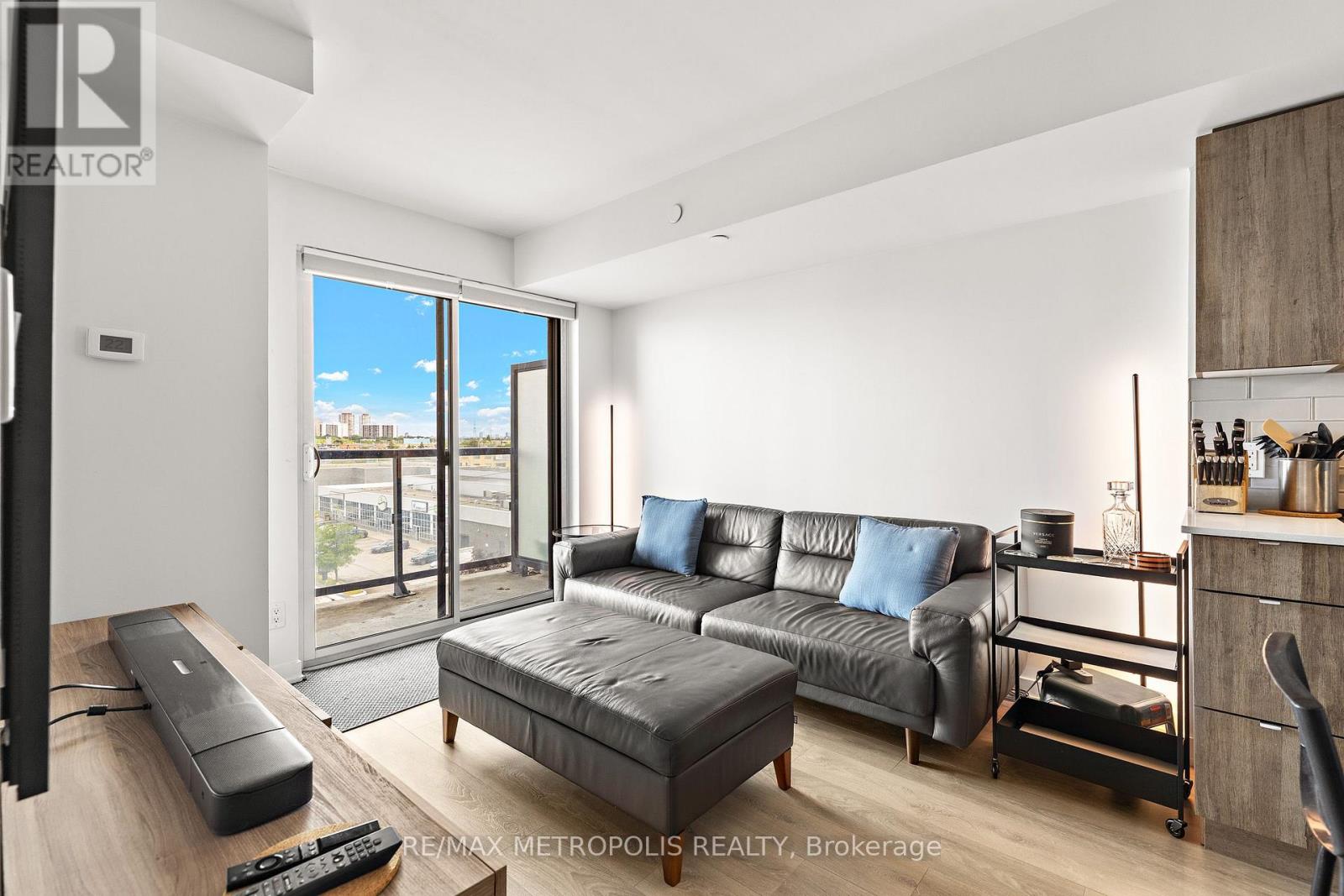510 - 1401 O'connor Drive, Toronto, Ontario  M4B 2V5 - Photo 10 - E13686472