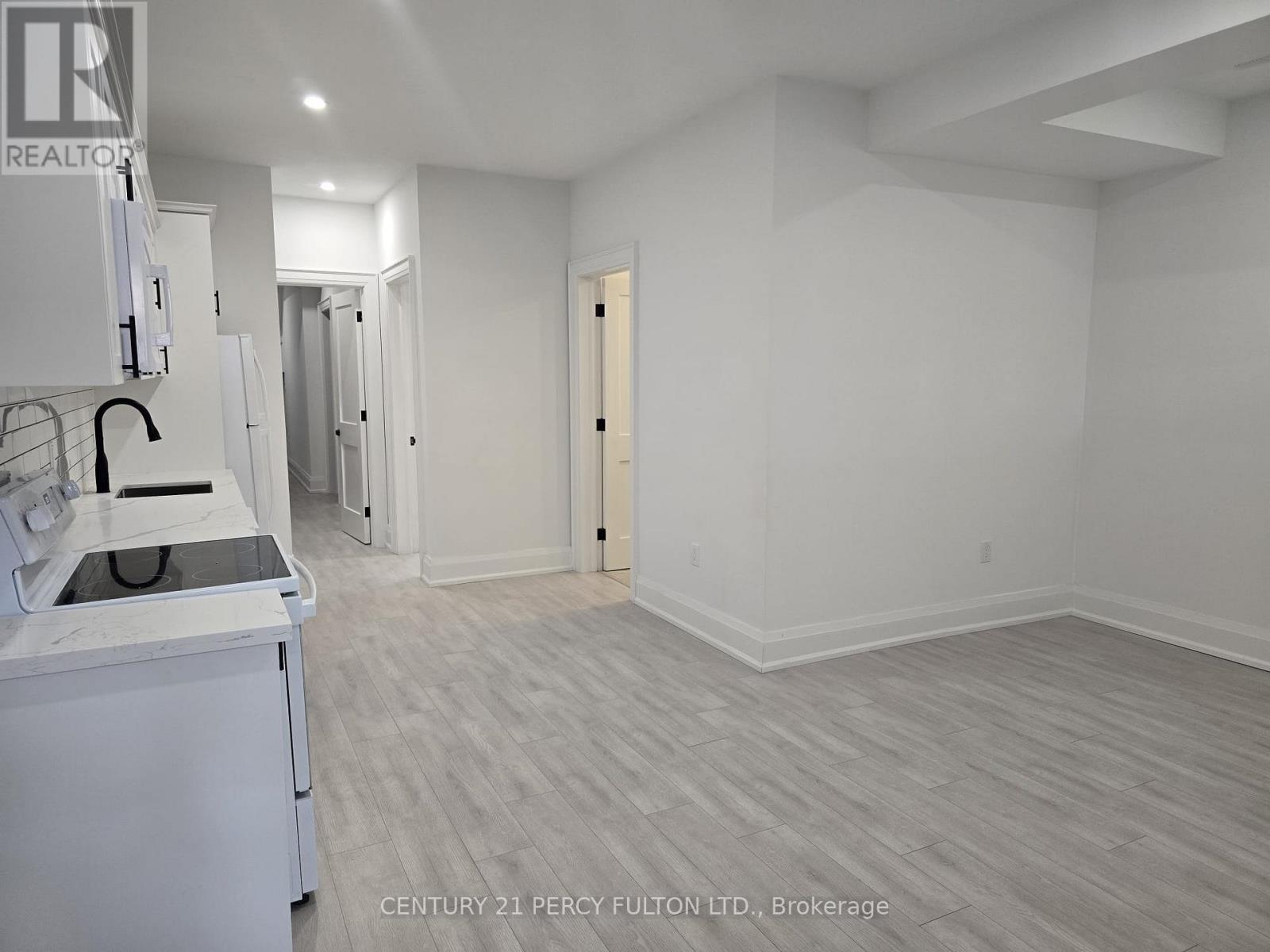 Bsmt - 195 Danforth Road, Toronto, Ontario  M1L 3X1 - Photo 3 - E13686500