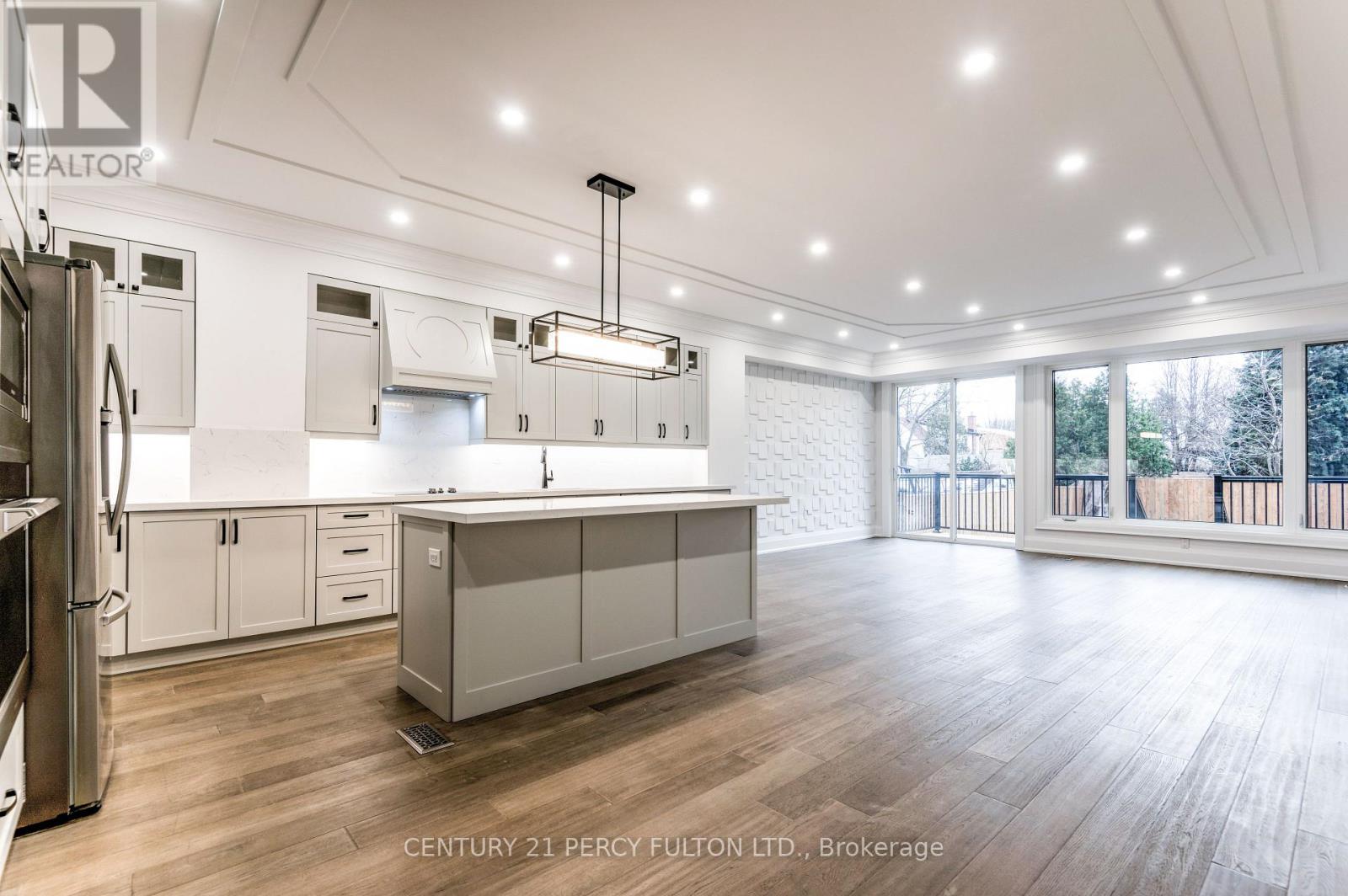 195 Danforth Road, Toronto, Ontario  M1L 3X1 - Photo 7 - E13686506