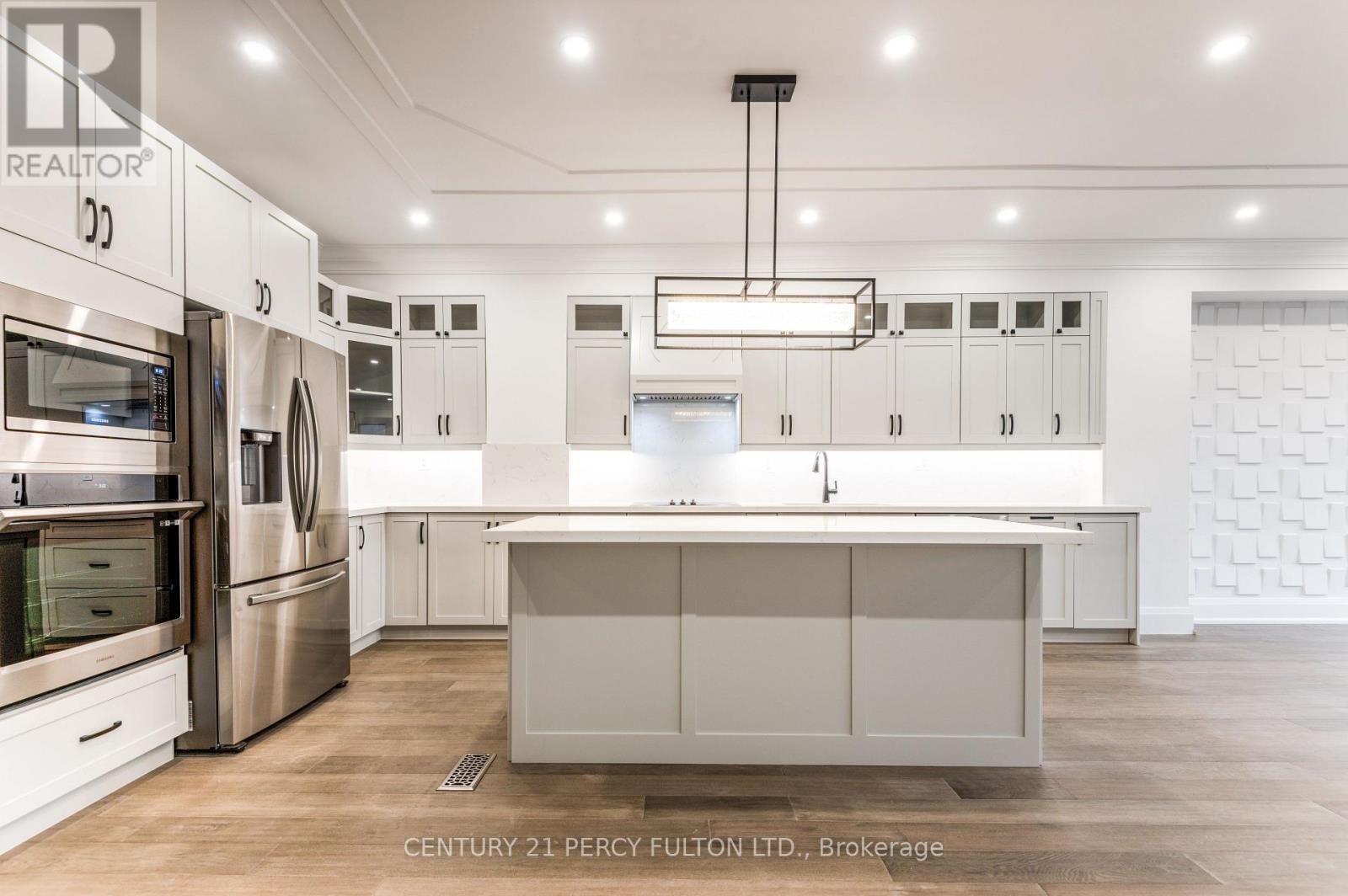 195 Danforth Road, Toronto, Ontario  M1L 3X1 - Photo 8 - E13686506