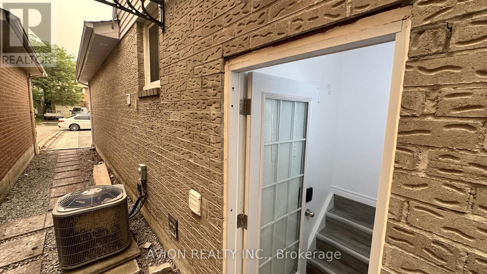 Bsmt - 70 Barnes Drive, Ajax, Ontario  L1S 5G5 - Photo 3 - E13686546