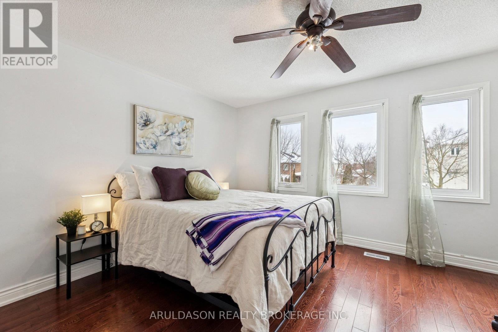 3 Booth Crescent, Ajax, Ontario  L1Z 1H6 - Photo 19 - E13686552