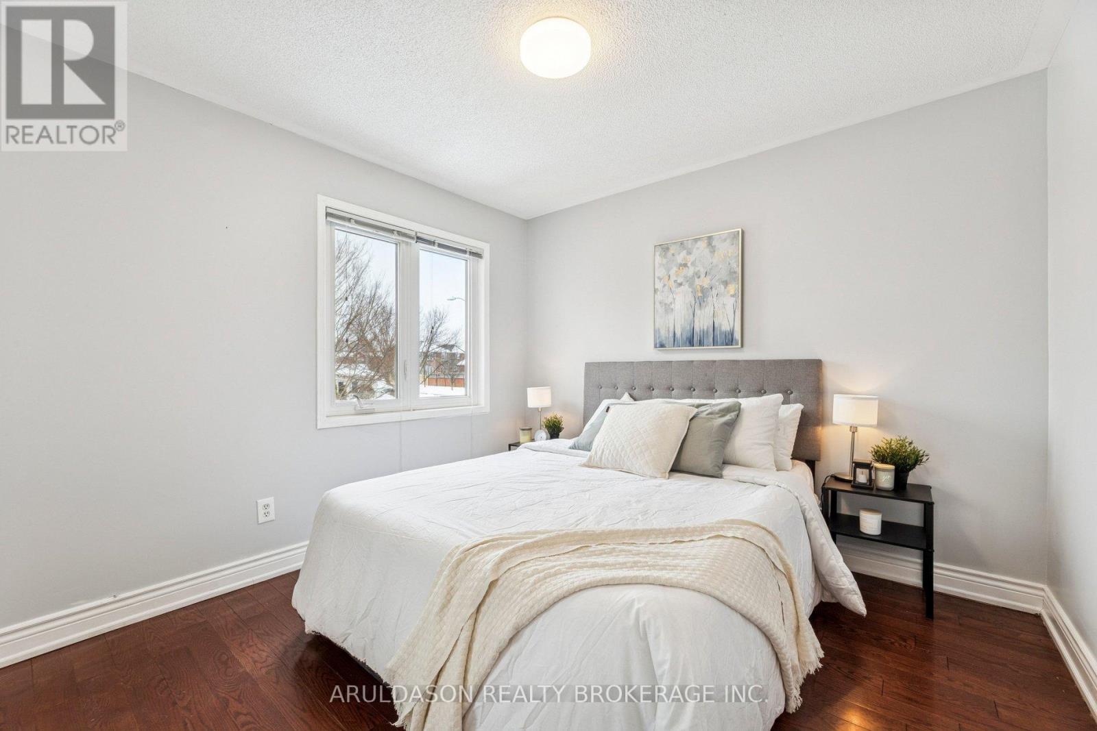 3 Booth Crescent, Ajax, Ontario  L1Z 1H6 - Photo 22 - E13686552