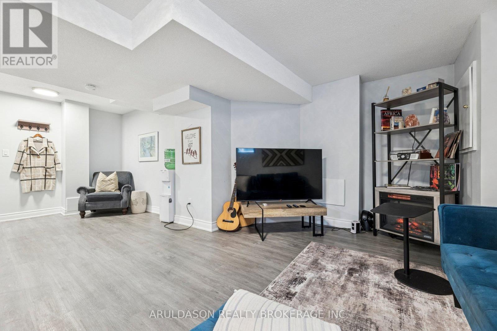 3 Booth Crescent, Ajax, Ontario  L1Z 1H6 - Photo 38 - E13686552