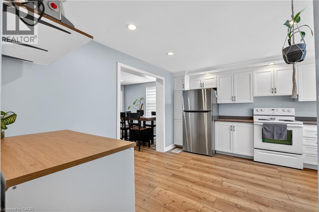 4956 Beam Street, Beamsville, Ontario  L3J 0K2 - Photo 4 - 40838157